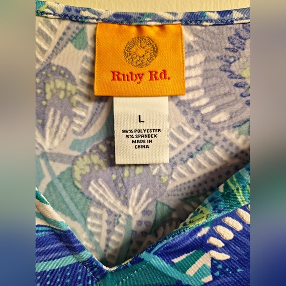 Ruby Rd. Blue and Green Patterned Top - Picture 2 of 6
